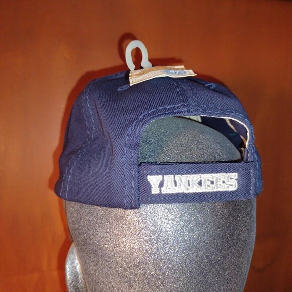 New York Yankees Baseball Hat - Picture 5 of 7